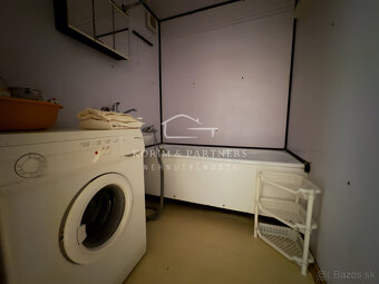 Veľký 1 izbový  byt (46 m2), Vn. Okružná, Komárno - 4