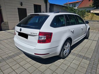 Škoda Octavia Combi 2.0 TDI M6 Ambition Navi DVD Koža Ťažné - 4