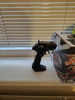 Auto na diaľkové ovládanie - 4