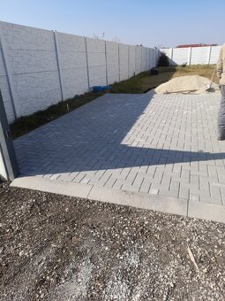 Poklatka zamkovej dlažby EXTERIER - 4