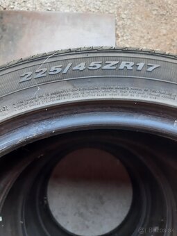 Predám letné pneumatiky 225/45 R17 - 4