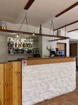 Pizzeria - 4