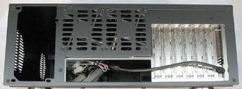 HTPC skrinku - 4