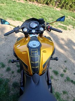 Benelli TNT 899 - 4