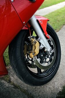 Honda CBR 600rr - 4