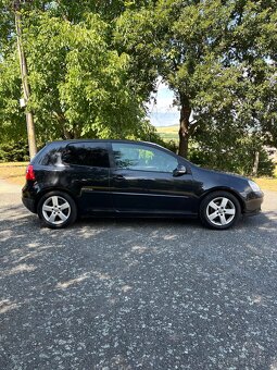 Volkswagen Golf V 1.9 TDi 77kw - 4