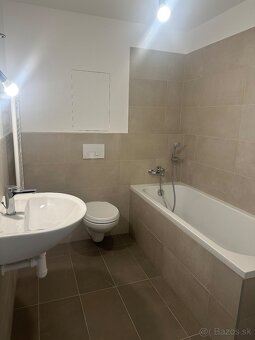 Apartmán s balkónom v novostavbe – Ovocné sady, Ružinov - 4