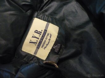 Zimná bunda s kožušinovou kapucňou, veľ. 38 - 4