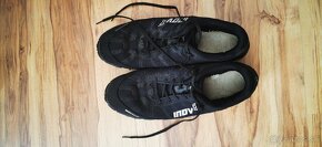 Topánky Innov8 Mudclaw 275 čierny veľ 45 (29.5 cms) - 4