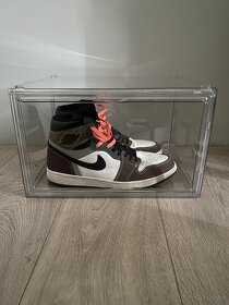 sneaker box - 4