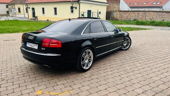AUDI A8 6.0 W12 - 4