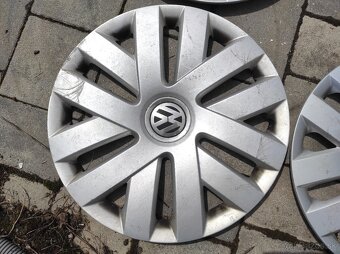 Puklice 15" VW Polo - 4