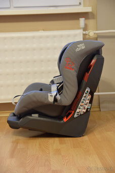 Britax Romer Safefix plus 9-18kg - 4