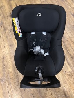 Britax Römer dualfix M i-size - 4