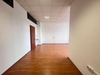 Na prenájom kancelária 37 m2 - Banská Bystrica - 4