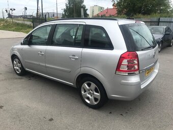 Predam/Vymením Opel Zafira B Dovoz GB - 4