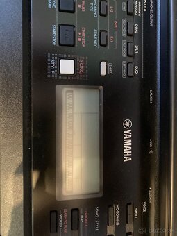 Kláves yamaha - 4