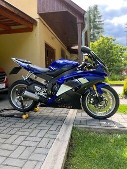 Yamaha r6 - 4