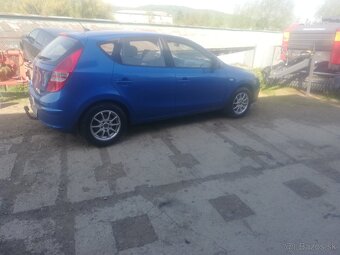 Predám Hyundai i30 - 4