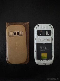 Nokia Oro - 4