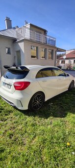Mercedes- Benz A 45 AMG 4 MATIC - 4