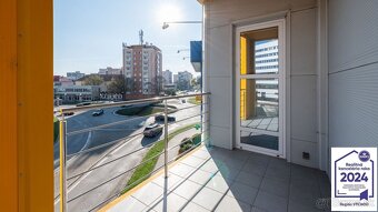 Priestory vhodné na ambulanciu - 27,8 m2, Trebišov, ul. M. R - 4
