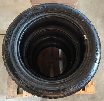 PNEU/LETNÉ/ZIMNÉ/R15 R16 R17 R19 - 4