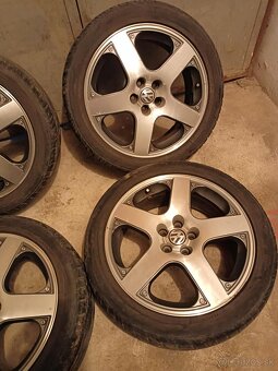 4ks alu disky orig. VW 5x100 R17 pneu 225/45 R17 5mm - 4