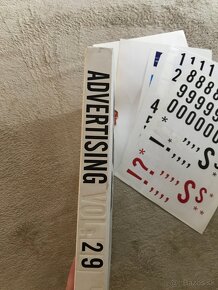 Advertising vol. 29 / I am this book PG/ - 4