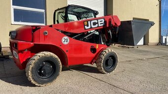Teleskopicky nakladač JCB 520-40 - 4