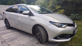 Toyota Auris Touring Sports 1.8 I VVT-i HybridSD - 4