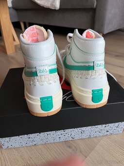 Air jordan 1 - 4