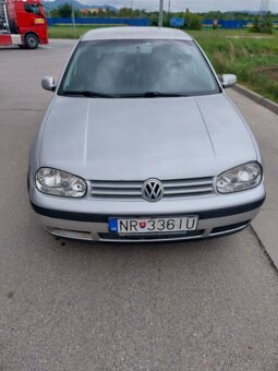 Predám VW golf 4 1,6 74kw,rok 2000 - 4