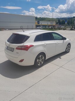 Hyundai i30 CW combi - 4