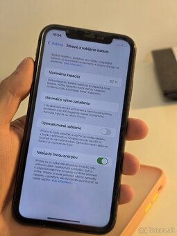 iPhone 11 64gb - 4