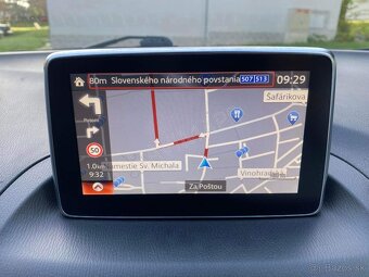 Aktualizácia navigácie MAZDA Mapy 2025 SD KARTA - 4