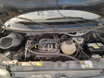 Volkswagen T4 Caravelle 2,5 benzin - 4