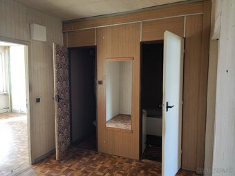 Predám 3 izbový byt v Trenčianskych Tepliciach. - 4