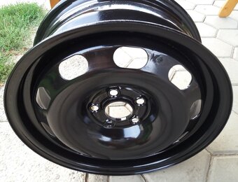 PLECH. DISKY PO 1 KUSE - ŠKODA, BMW, PEUGEOT, FORD,RENAULT, - 4