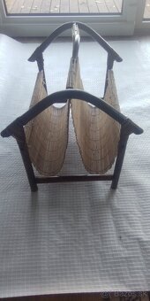 Stojan na noviny - 4