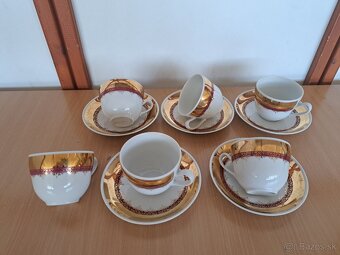 Staršie šálky - 4