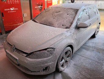 ♦️MOŽNÁ VÝMENA ZA ID.4 ♦️ MÔJ DOPLATOK 2018 VW e-Golf 36k - 4