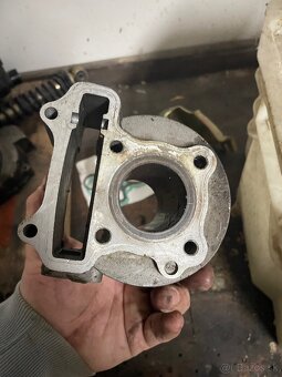 Predám valce na skúter gy6 50cc - 4