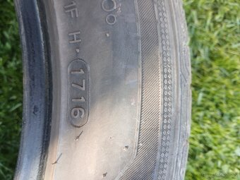 205/55R16 - 4