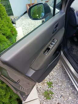 Peugeot 5008 - 4