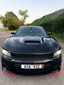 Dodge charger 6.2 SRT Hellcat - 4