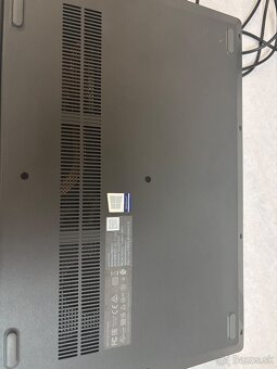 Lenovo V15-IIL (82C500K2CK) sivý - 4