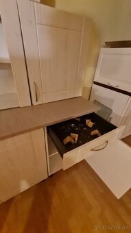 Predám kuchynskú linku dĺžka 150cm - 4