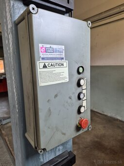 Everlift Dvojstĺpový zdvihák na auto 4000kg EAE - 4