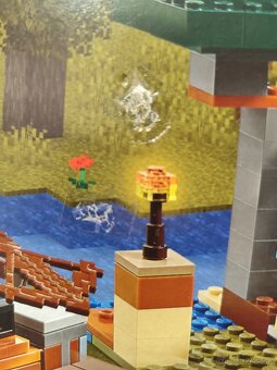 Lego Minecraft 21160 - 4